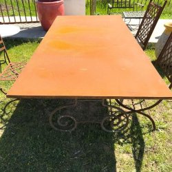 TABLE RECTANGULAIRE...